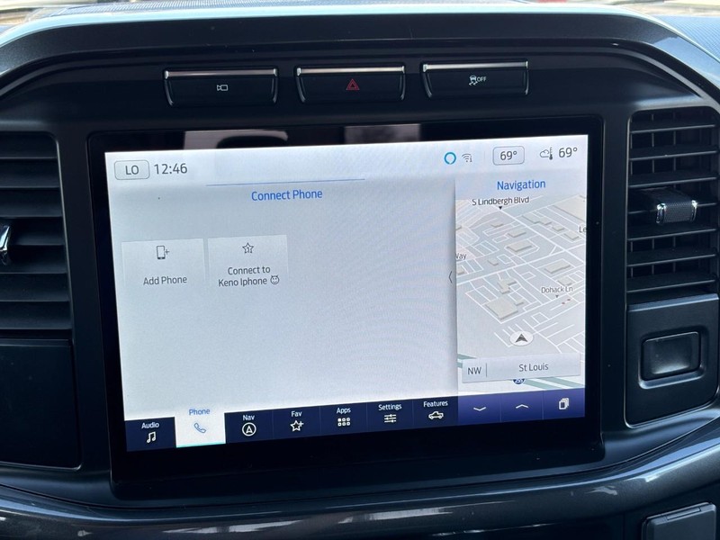 Ford F-150 Vehicle Full-screen Gallery Image 23