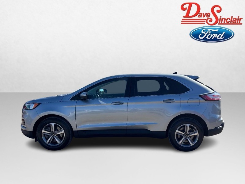 Ford Edge Vehicle Full-screen Gallery Image 10