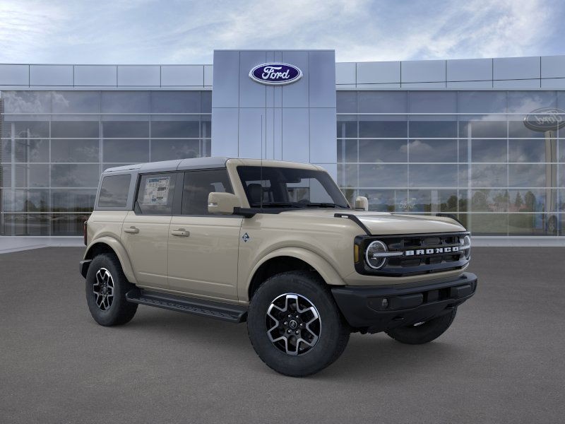 Ford Bronco Vehicle Full-screen Gallery Image 09