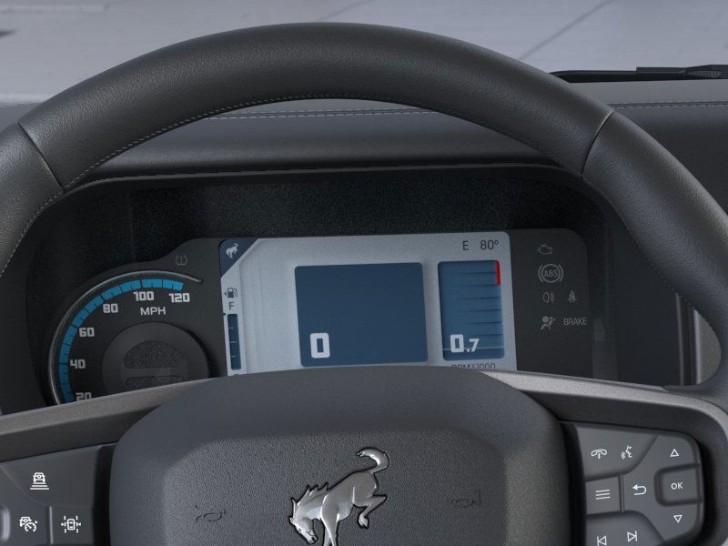 Ford Bronco Vehicle Full-screen Gallery Image 14