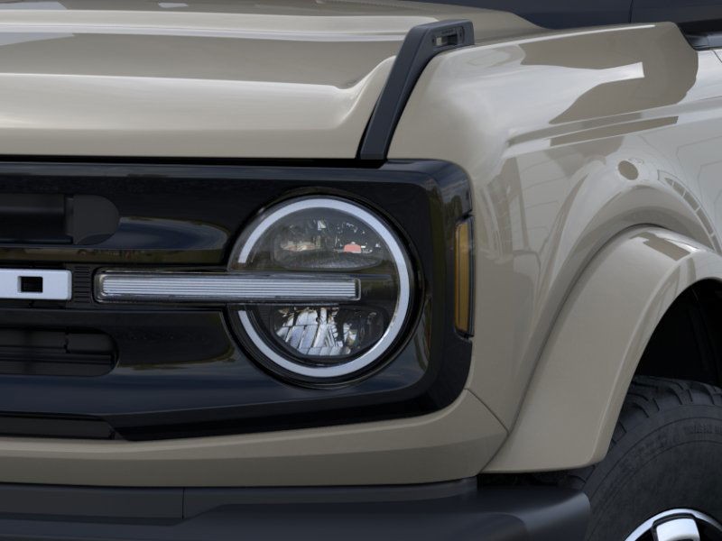 Ford Bronco Vehicle Full-screen Gallery Image 21