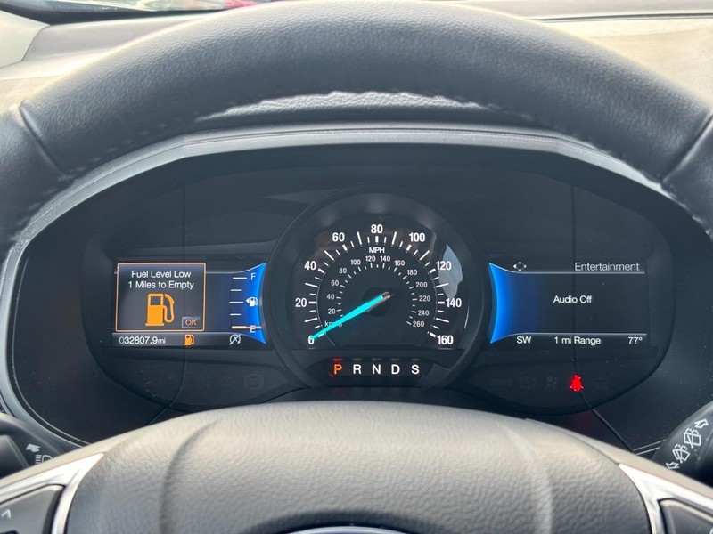 Ford Edge Vehicle Full-screen Gallery Image 20