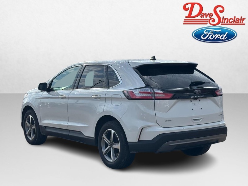 Ford Edge Vehicle Full-screen Gallery Image 09
