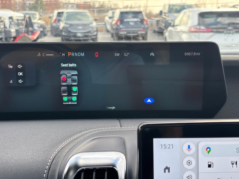 Ford Expedition Max Vehicle Full-screen Gallery Image 23