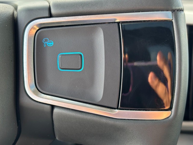 Ford Expedition Max Vehicle Full-screen Gallery Image 21