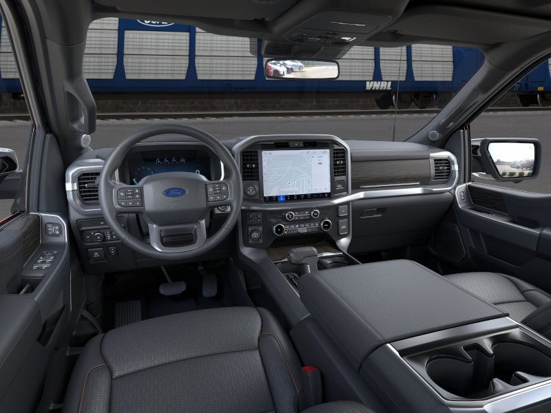 Ford F-150 Vehicle Full-screen Gallery Image 11