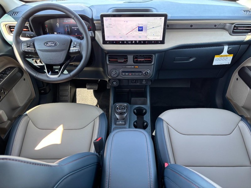 Ford Maverick Vehicle Full-screen Gallery Image 14