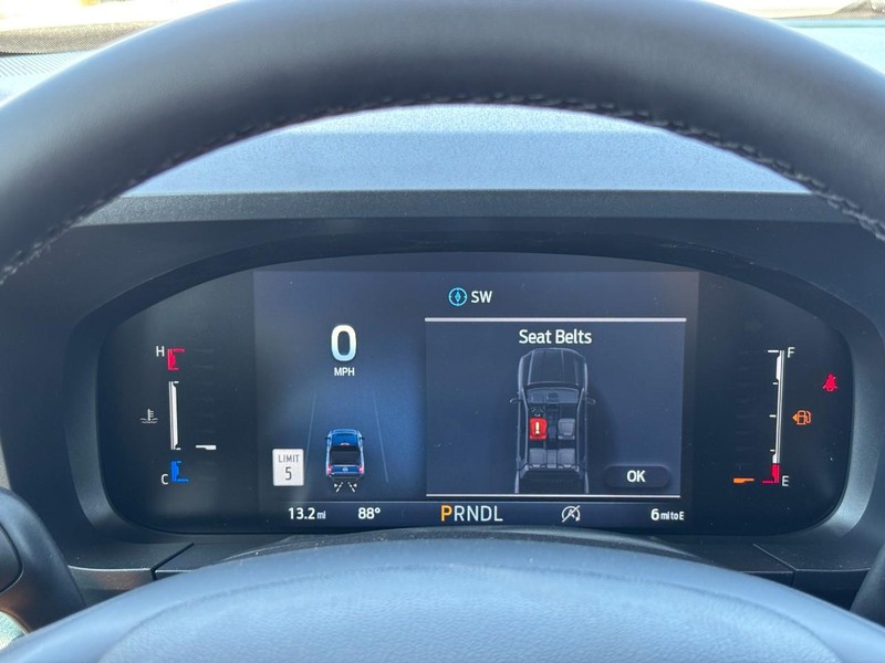 Ford Maverick Vehicle Full-screen Gallery Image 20