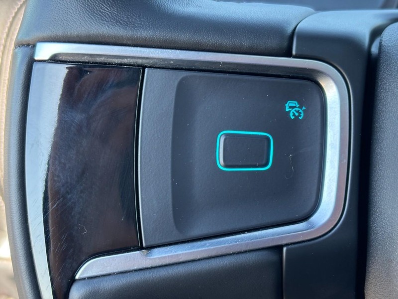 Ford Expedition Vehicle Full-screen Gallery Image 20