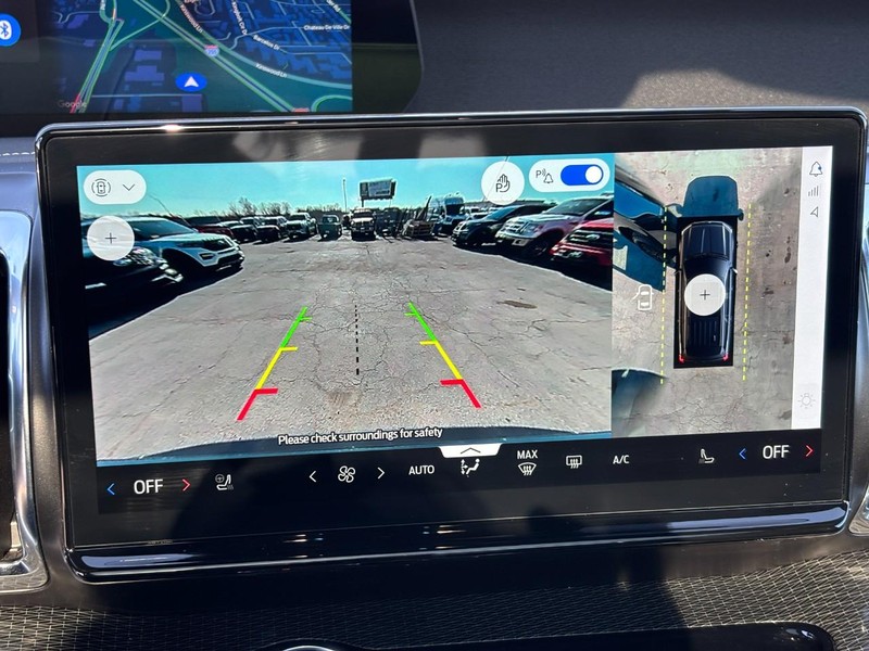 Ford Expedition Vehicle Full-screen Gallery Image 26