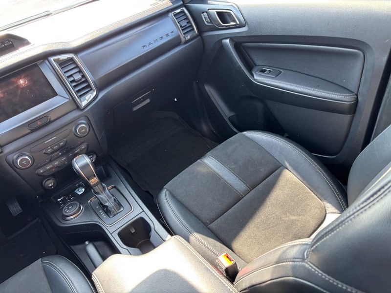 Ford Ranger Vehicle Full-screen Gallery Image 15