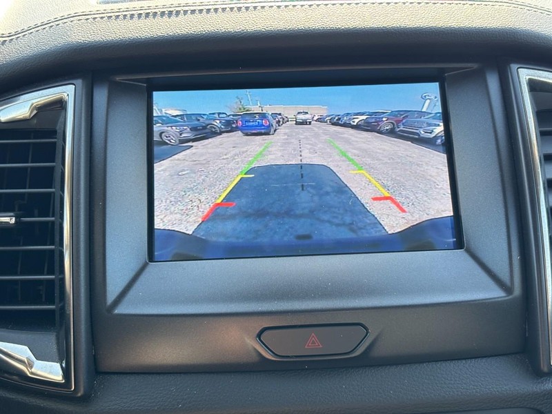 Ford Ranger Vehicle Full-screen Gallery Image 23