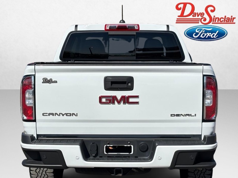 GMC Canyon Vehicle Image 08
