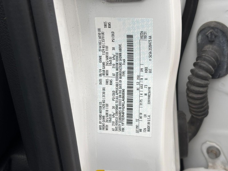 Ford Ranger Vehicle Full-screen Gallery Image 24