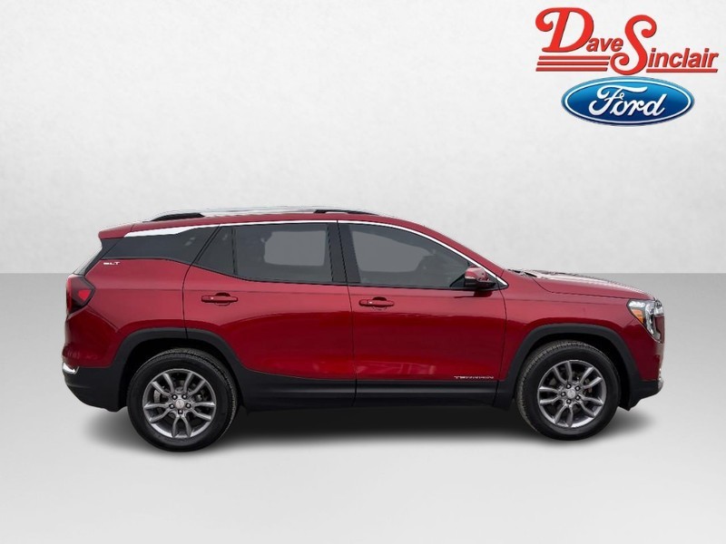 GMC Terrain Vehicle Full-screen Gallery Image 05