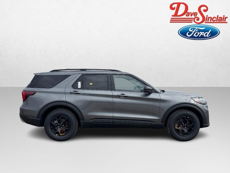 Ford Explorer Vehicle Image 05