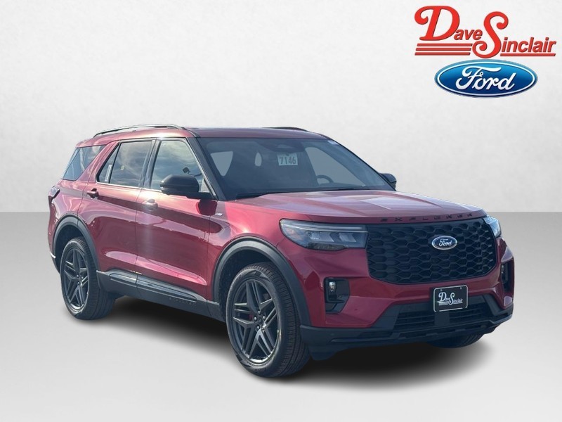 Ford Explorer Vehicle Full-screen Gallery Image 04