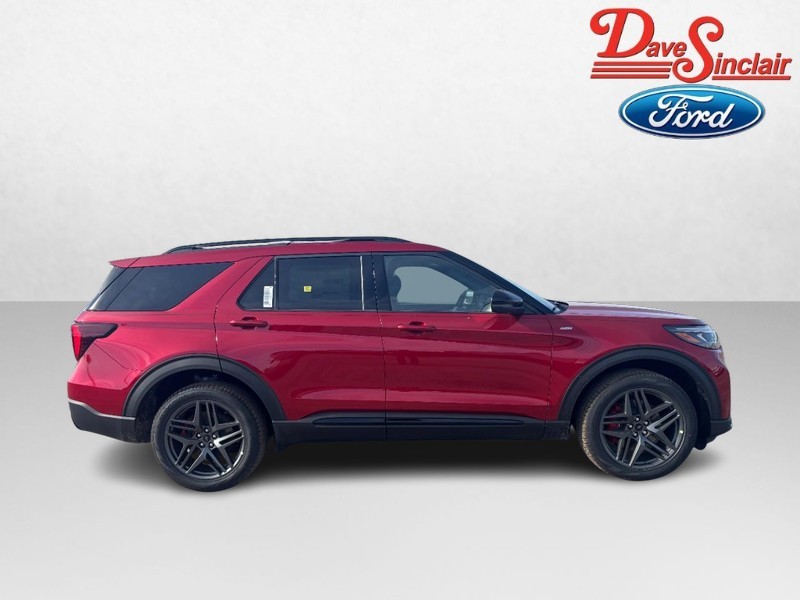 Ford Explorer Vehicle Full-screen Gallery Image 05