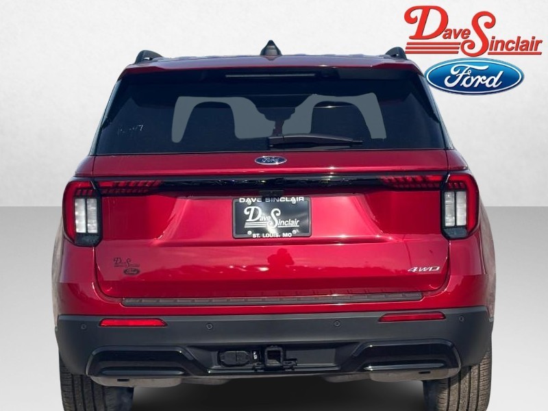 Ford Explorer Vehicle Full-screen Gallery Image 08