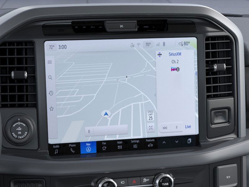 Ford F-150 Vehicle Full-screen Gallery Image 16