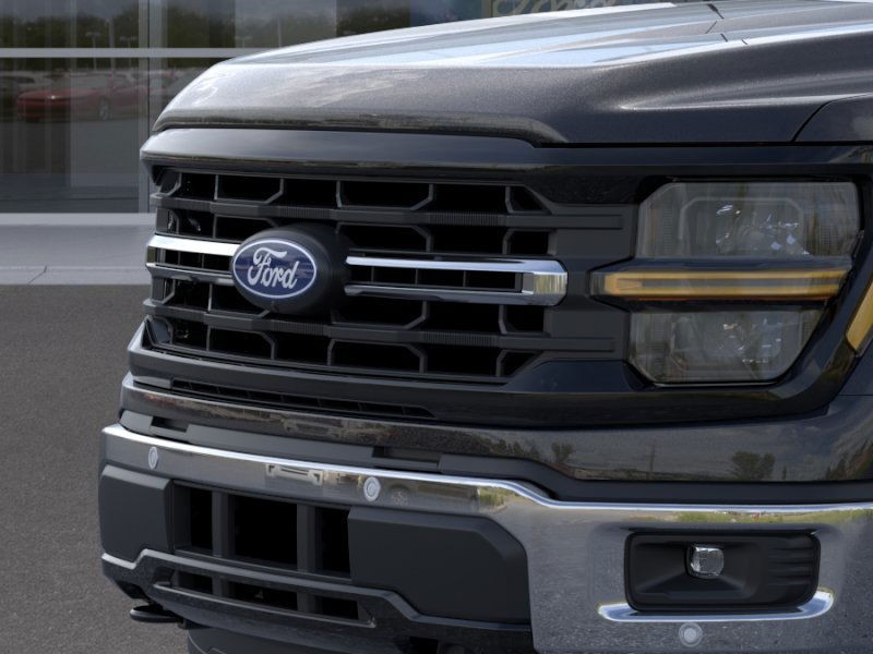 Ford F-150 Vehicle Full-screen Gallery Image 19