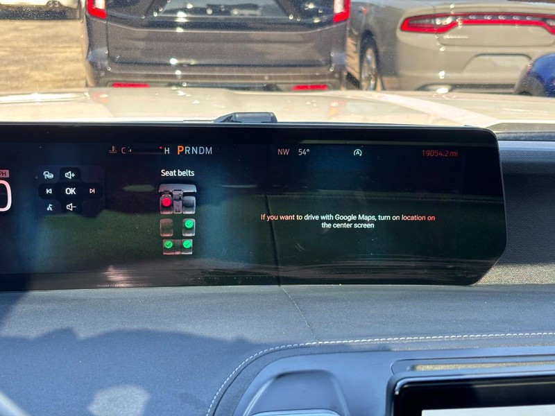 Ford Expedition Max Vehicle Full-screen Gallery Image 24