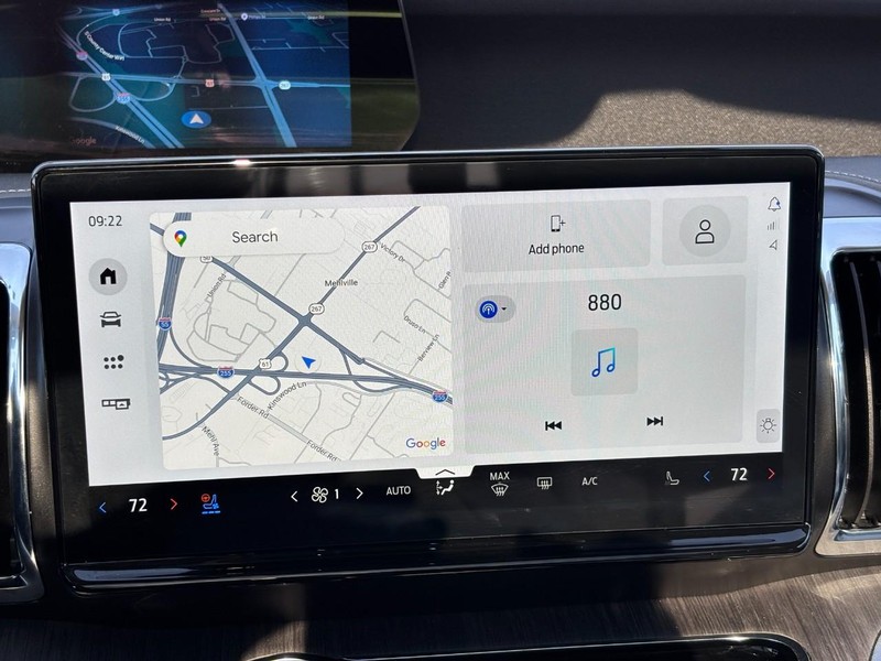 Ford Expedition Max Vehicle Full-screen Gallery Image 25