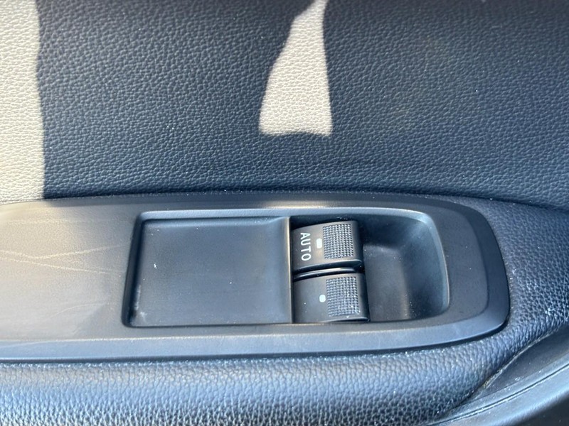 Ford Ranger Vehicle Full-screen Gallery Image 16