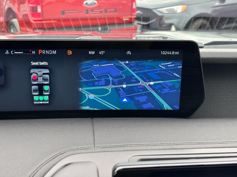 Ford Expedition Vehicle Image 24