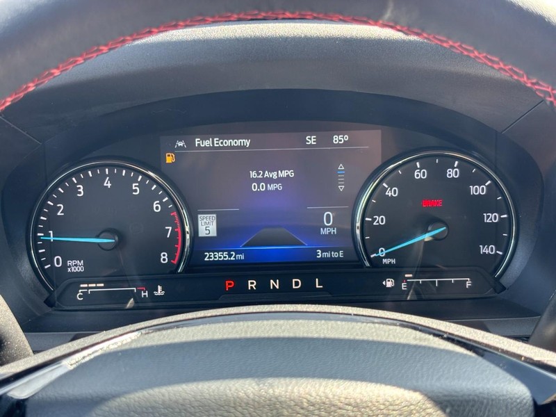 Ford Explorer Vehicle Image 22