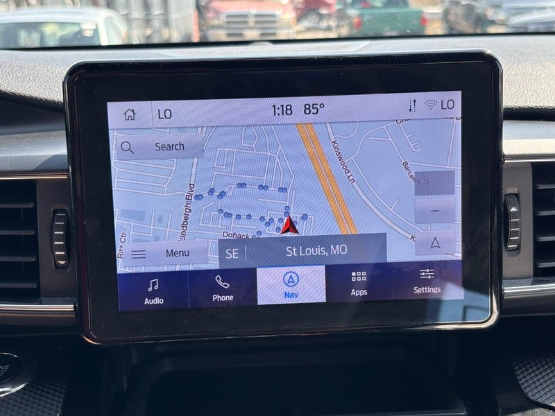 Ford Explorer Vehicle Image 24