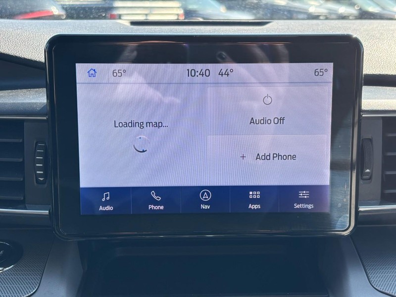 Ford Explorer Vehicle Full-screen Gallery Image 23