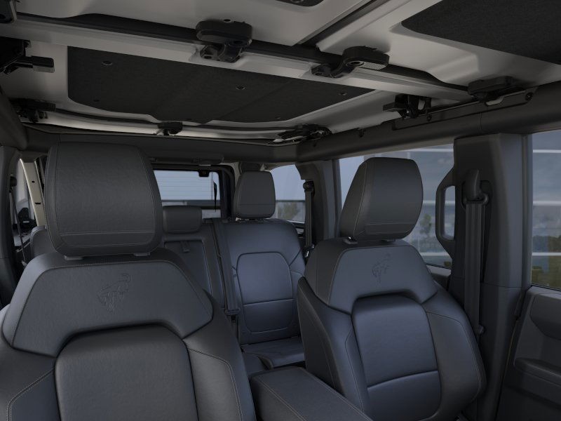 Ford Bronco Vehicle Image 13