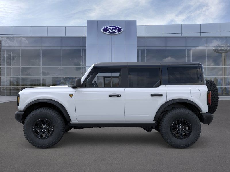 Ford Bronco Vehicle Image 04