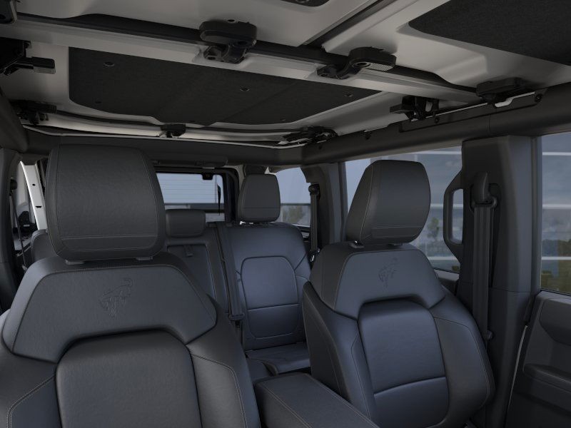 Ford Bronco Vehicle Image 14