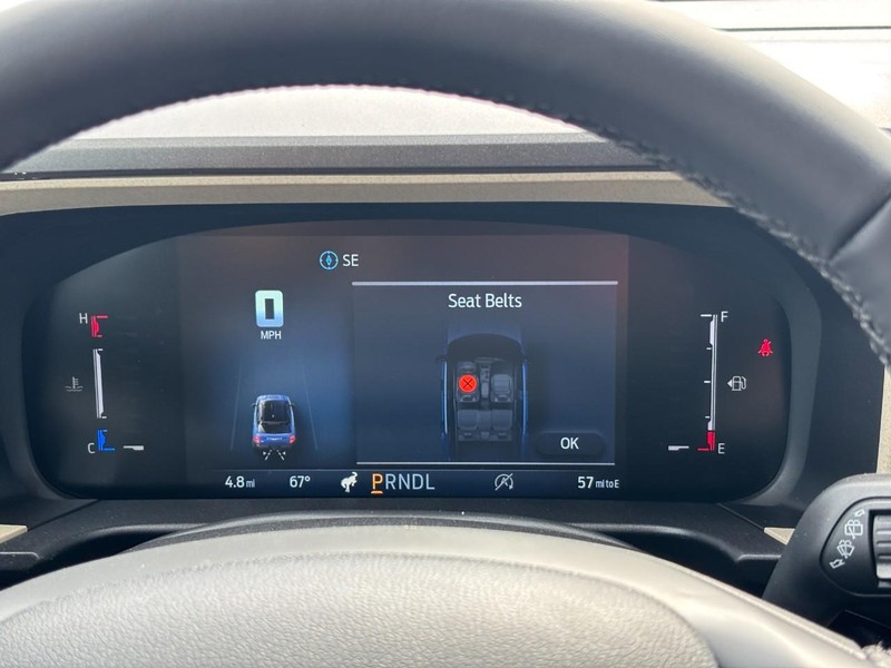 Ford Bronco Sport Vehicle Full-screen Gallery Image 20