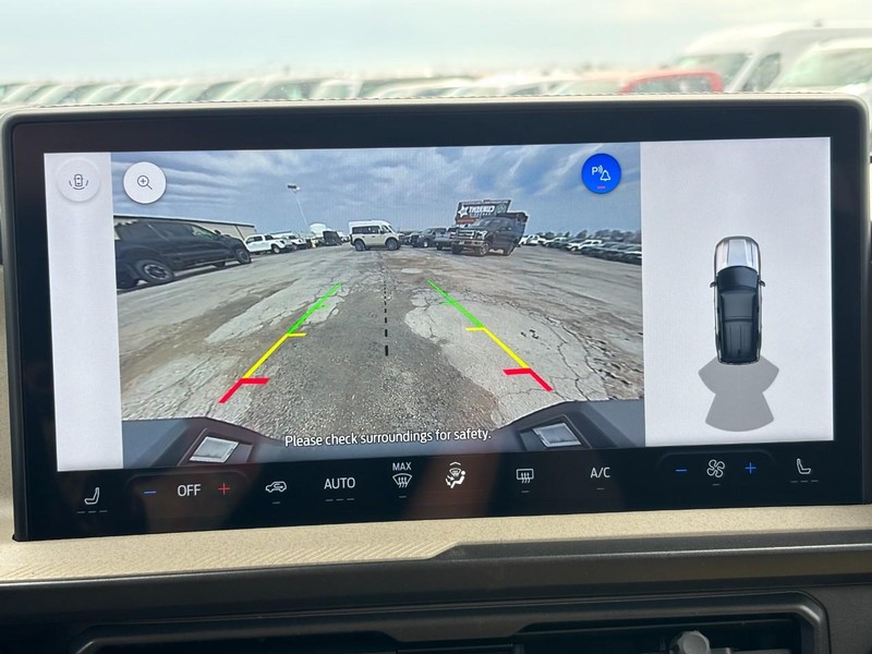 Ford Bronco Sport Vehicle Full-screen Gallery Image 22