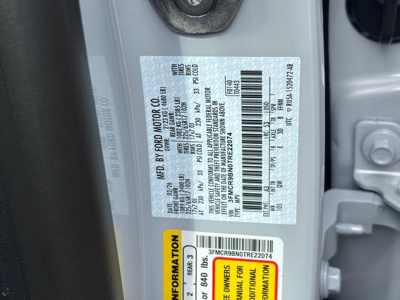 Ford Bronco Sport Vehicle Full-screen Gallery Image 24