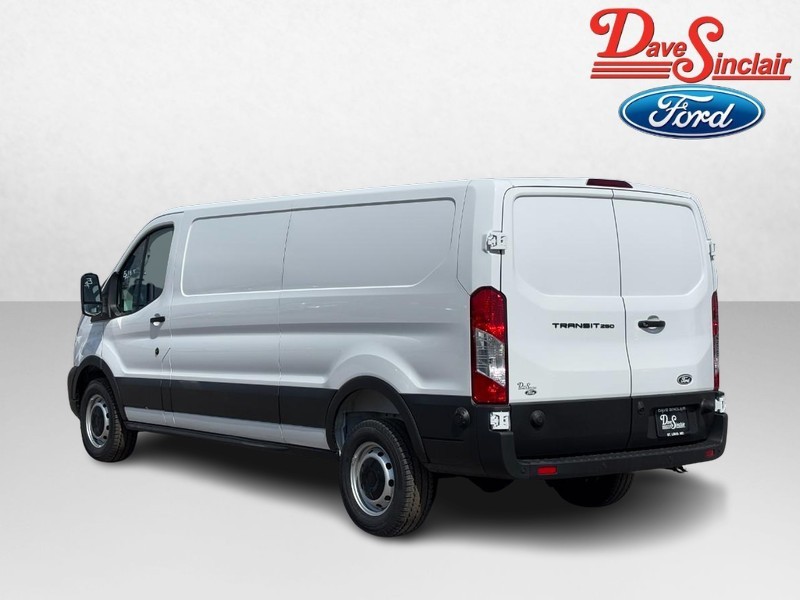 Ford Transit Cargo Van Vehicle Full-screen Gallery Image 09