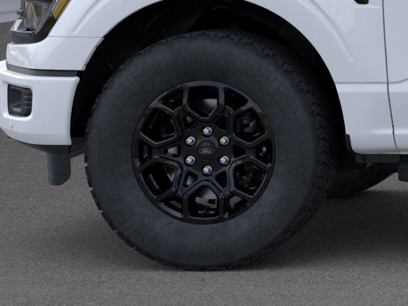 Ford F-150 Vehicle Full-screen Gallery Image 21