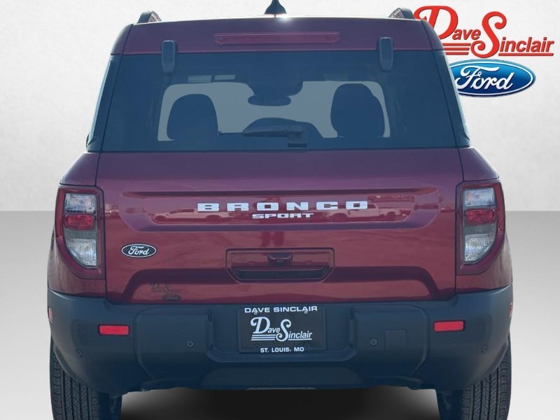 Ford Bronco Sport Vehicle Full-screen Gallery Image 08