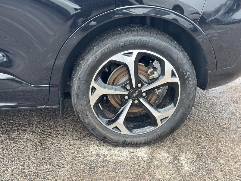 Ford Escape Vehicle Image 11