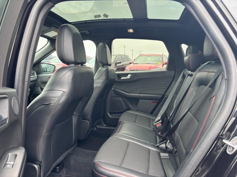 Ford Escape Vehicle Image 12