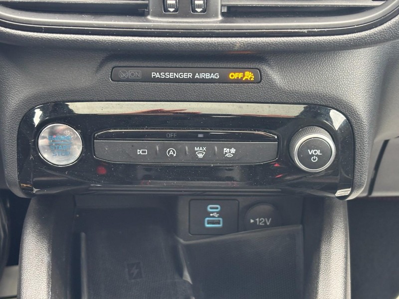 Ford Escape Vehicle Image 23