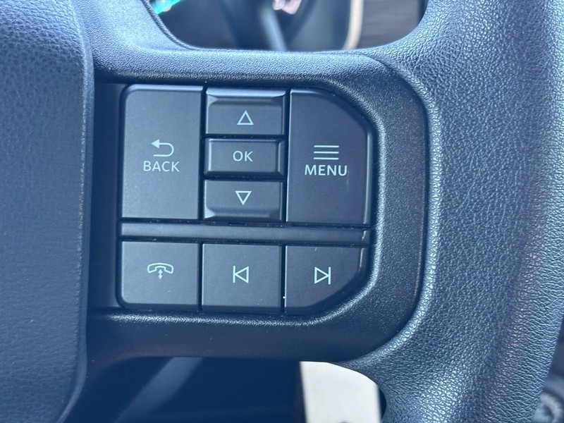 Ford F-150 Vehicle Full-screen Gallery Image 19