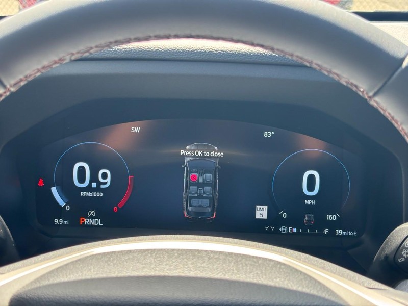 Ford Explorer Vehicle Image 21