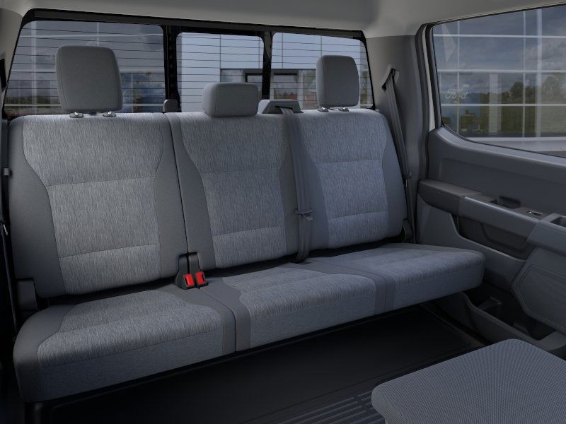 Ford Super Duty F-350 SRW Vehicle Image 13