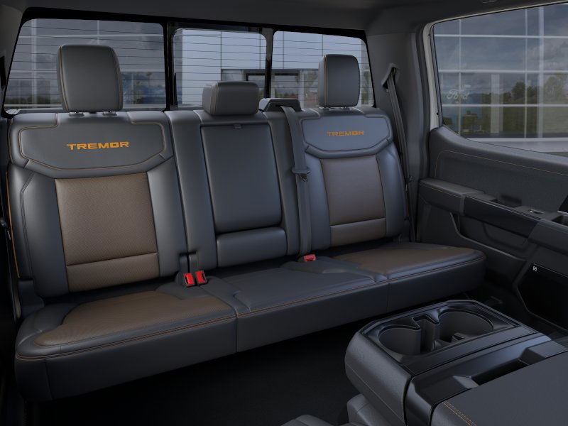Ford F-150 Vehicle Full-screen Gallery Image 13