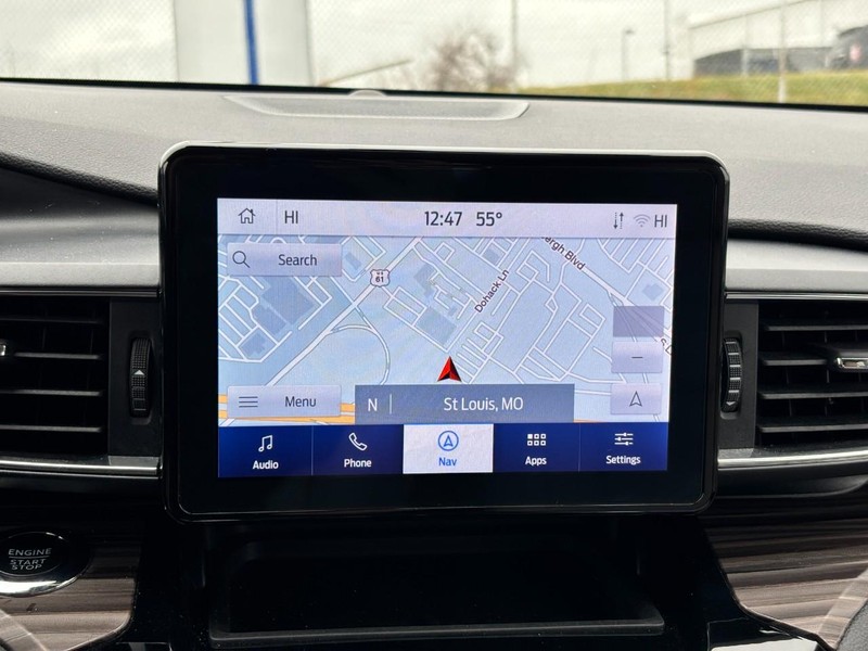 Ford Explorer Vehicle Image 23