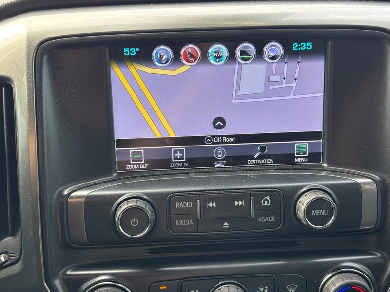 Chevrolet Silverado 1500 Vehicle Full-screen Gallery Image 20